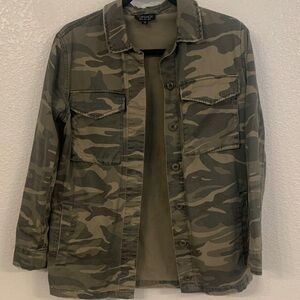 Topshop Unisex Green Camouflage Field Jacket